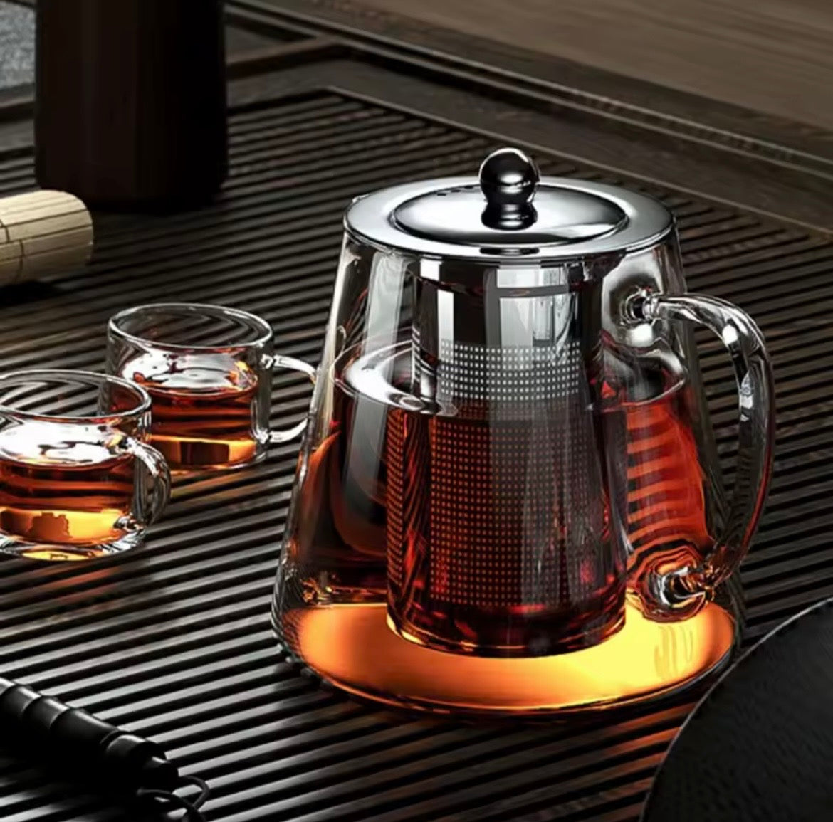 HEAT RESISTANT GLASS TEAPOT W/ STAINLESS STEAL STRAINER